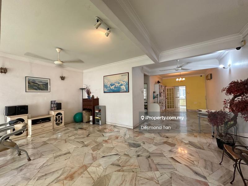 2-storey Terraced House for Sale in Taman Sea, Petaling Jaya by Desmond Tan - Living Room - iProperty.com.my