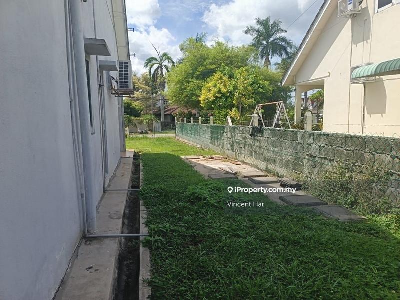 Bungalow House for Sale in Taman Desa Bayu, Seri Manjung by Vincent Har - iProperty.com.my