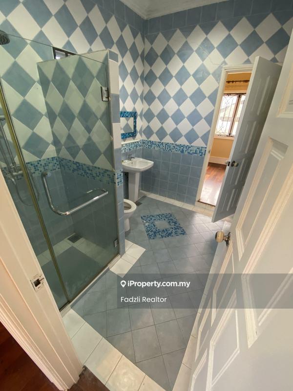 Bungalow House untuk Dijual di Taman TAR, Ampang oleh Fadzli Realtor - Bathroom - iProperty.com.my