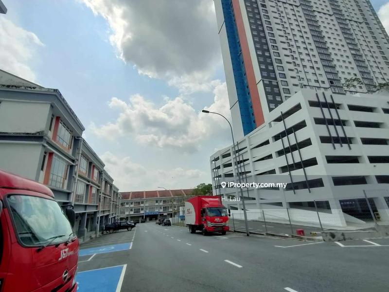 For Sale - Brand New 3 Sty FREEHOLD Shop @ Salak Perdana Business Park - Salak Tinggi Sepang