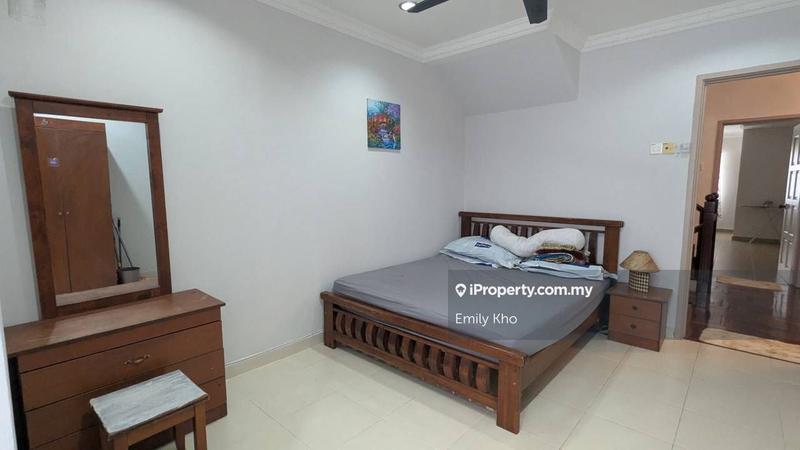 Rumah Teres untuk Dijual di Seksyen 7, Shah Alam oleh Emily Kho - iProperty.com.my