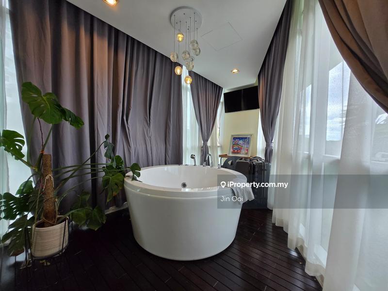 For Sale - Desa Eight