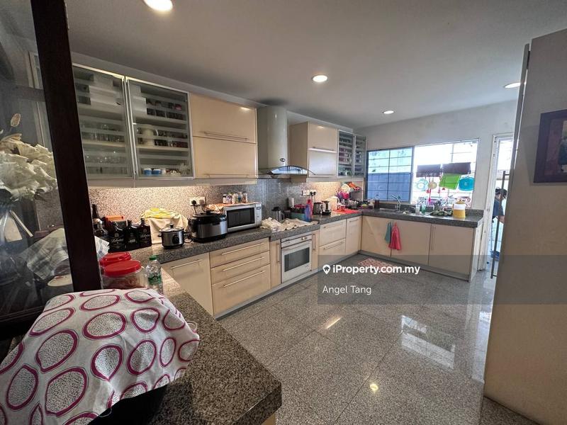 Bungalow House untuk Dijual di Damansara Jaya, Petaling Jaya oleh Angel Tang - iProperty.com.my