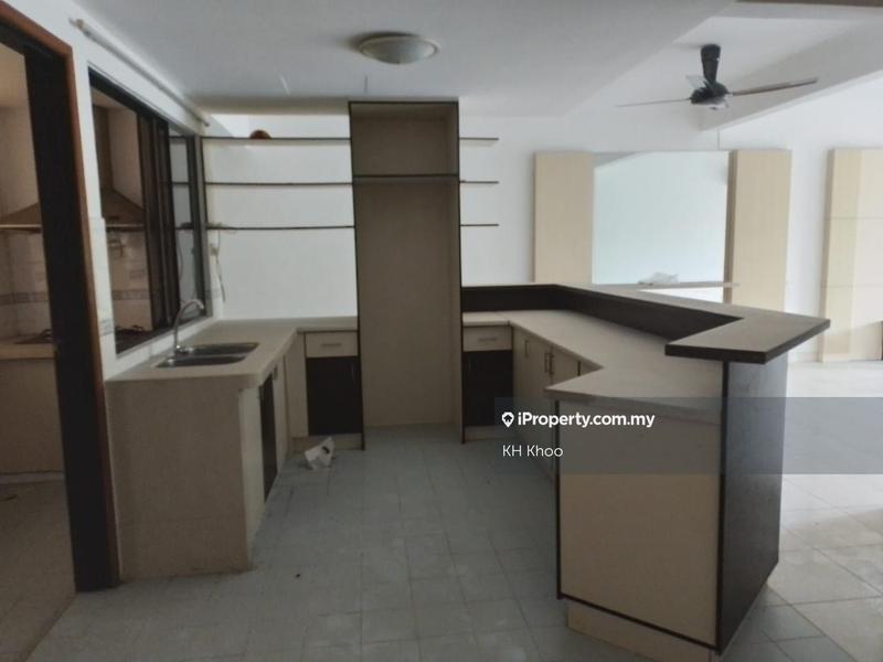 Condominium for Sale in Cyber Heights Villa by KH Khoo - iProperty.com.my