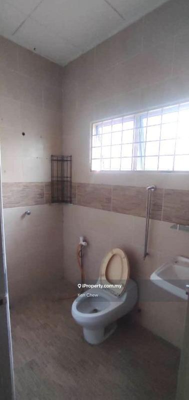 Rumah Berangkai 2 Tingkat untuk Dijual di myj42, Seri Kembangan oleh Ken Chew - iProperty.com.my