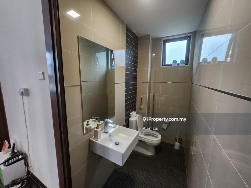 Bungalow House for Sale in Perdana Lakeview East, Cyberjaya by Alan Lai - iProperty.com.my