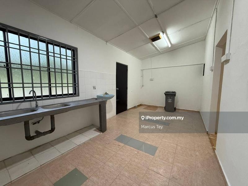 Rumah Berangkai 1 Tingkat untuk Dijual di Taman Pertama, Kulai oleh Marcus Tey - iProperty.com.my