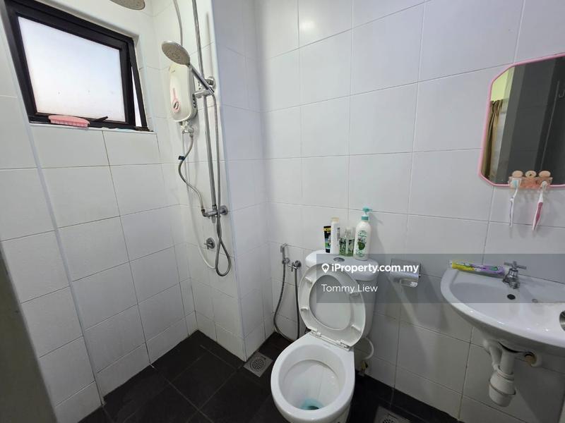 Kediaman Servis untuk Dijual di VIM 3 @ Desa Park North oleh Tommy Liew - iProperty.com.my