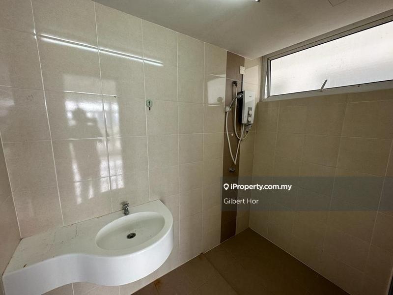 Service Residence for Sale in MH Platinum Residence by Gilbert Hor - iProperty.com.my