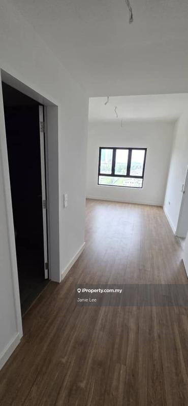 Condominium for Sale in Tuai Residence by Janie Lee - master bedroom - iProperty.com.my