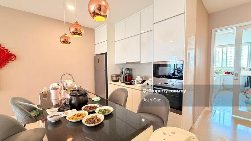 For Sale - Pavilion Hilltop