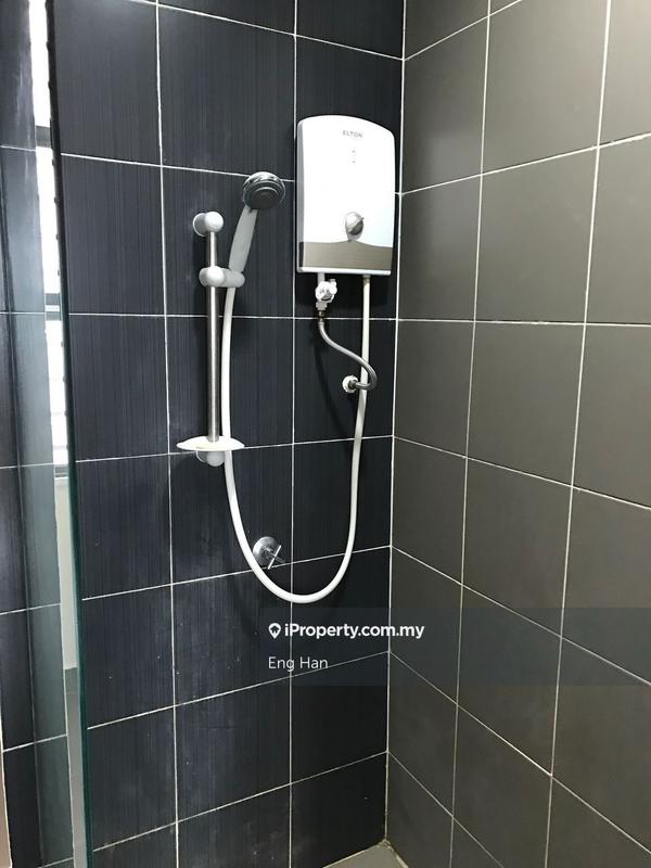 Kediaman Servis untuk Dijual di Hedgeford 10 Residences oleh Eng Han - iProperty.com.my