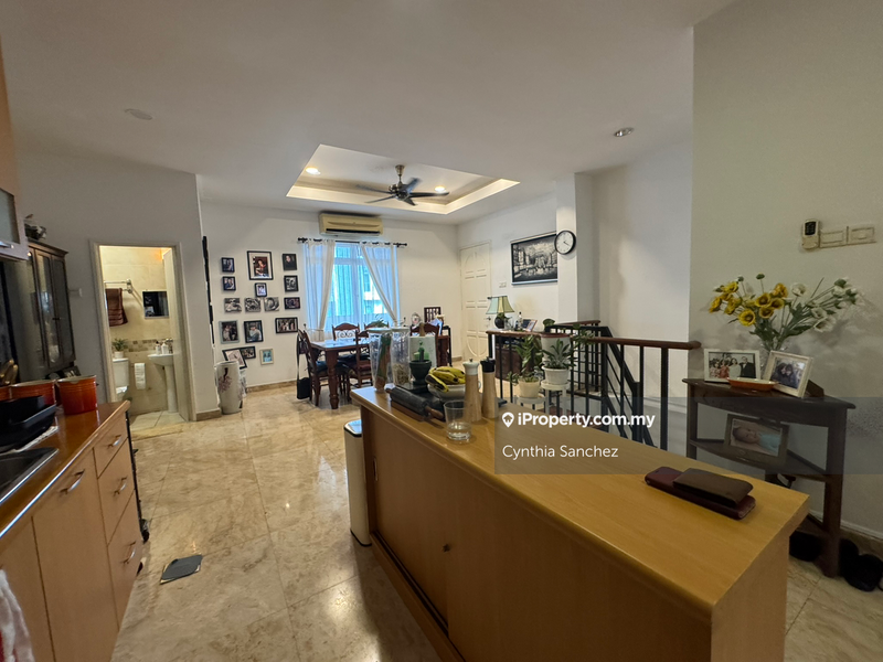 For Sale - Mei on The Madge (Vista Permai)