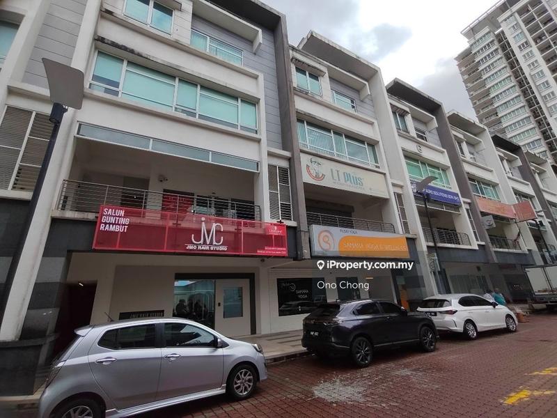Kedai untuk Dijual di Kelana Jaya, Petaling Jaya oleh Ono Chong - iProperty.com.my