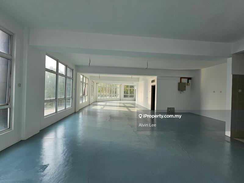 Shop / Office untuk Disewa di Taman Cahaya Alam, Shah Alam oleh Alvin Lee - iProperty.com.my