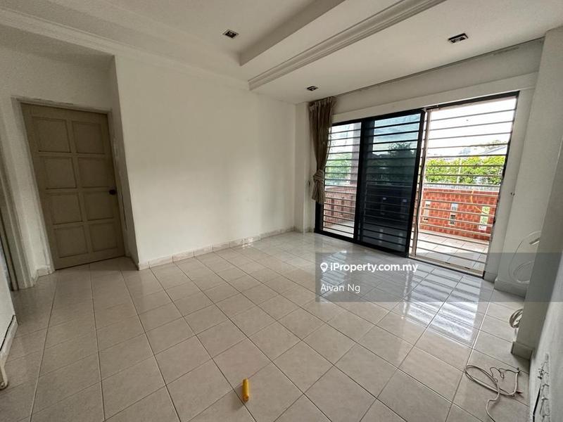 Rumah Teres 2-Tingkat untuk Dijual di Sungai Long, Bandar Sungai Long oleh Aivan Ng - iProperty.com.my