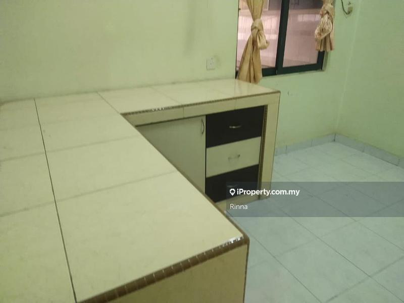Rumah Teres 2-Tingkat untuk Dijual di Taman Puchong Prima, Puchong oleh Rinna - iProperty.com.my