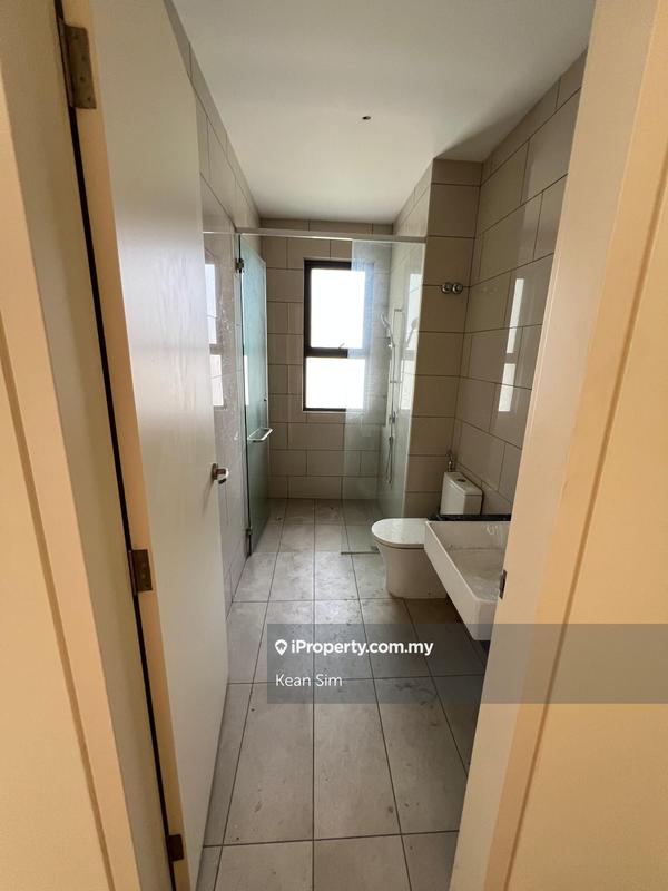 Rumah Berkembar untuk Dijual di Bukit Rimau, Shah Alam oleh Kean Sim - iProperty.com.my