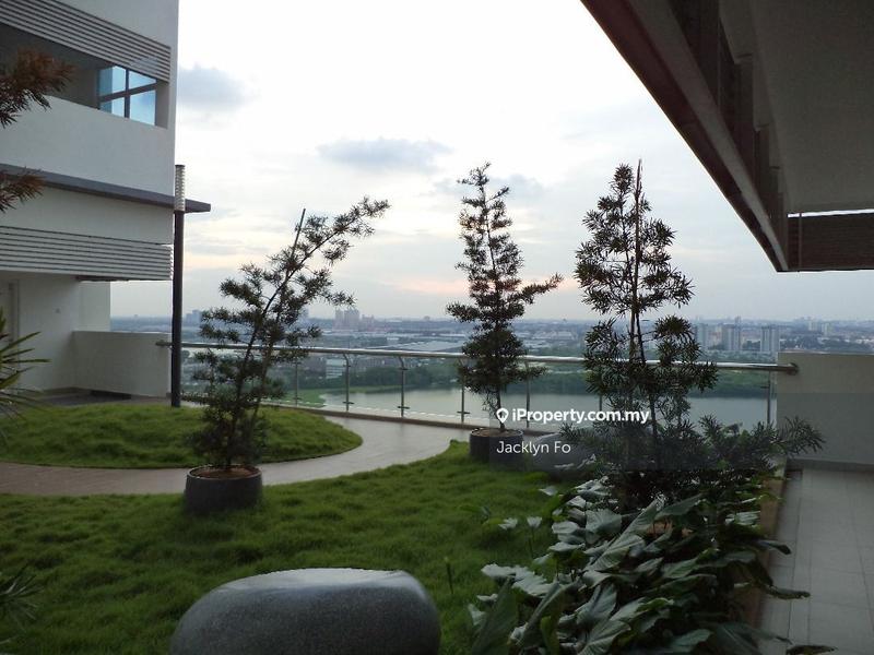 Kediaman Servis untuk Dijual di Skypod Residence oleh Jacklyn Fo - iProperty.com.my