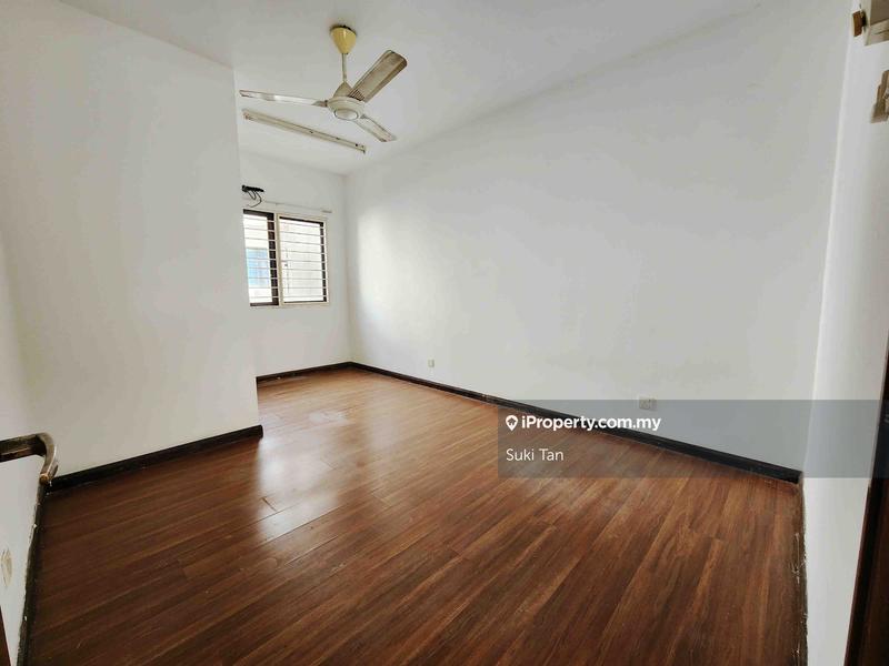 3-storey Terraced House for Sale in Lake Fields, Sungai Besi by Suki Tan - iProperty.com.my