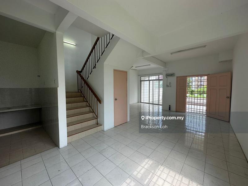 2-storey Terraced House for Sale in Taman Ukay Bistari, Ampang by Brackson Loh - iProperty.com.my