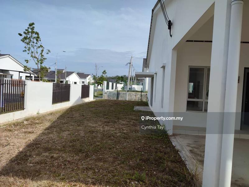 1-storey Terraced House for Sale in Iringan Bayu, Seremban by Cynthia Tay - iProperty.com.my