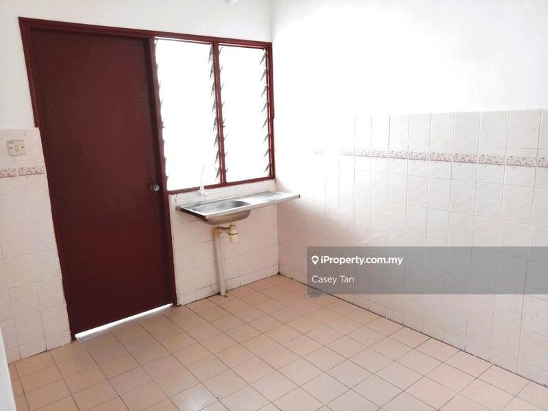 Kondominium untuk Dijual di Selesa Puteri Condominium oleh Casey Tan - iProperty.com.my