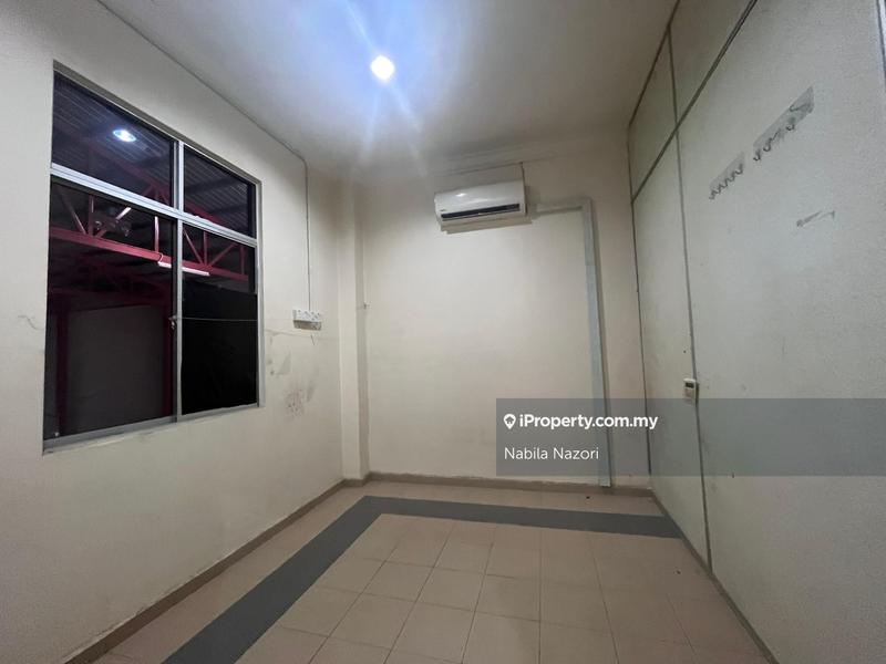Warehouse for Rent in Kota Bharu, Kelantan by Nabila Nazori - iProperty.com.my