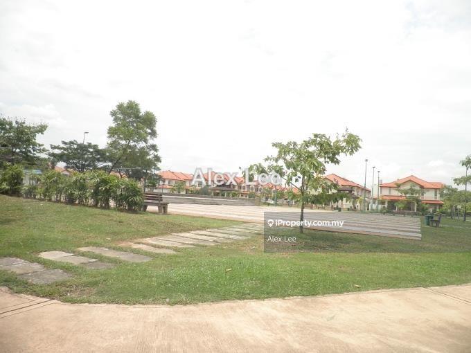 Rumah Berangkai 2 Tingkat untuk Dijual di Kemuning Utama Bayu, Shah Alam oleh Alex Lee - iProperty.com.my