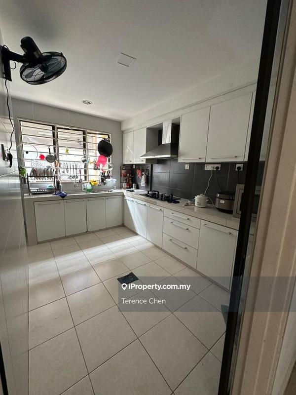 Rumah Berangkai 2 Tingkat untuk Dijual di Taman Puchong Hartamas Kim Crest, Puchong oleh Terence Chen - iProperty.com.my