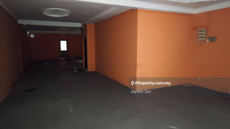 Shop for Sale in Taman Taming Jaya, Balakong by Jayson Goi - iProperty.com.my