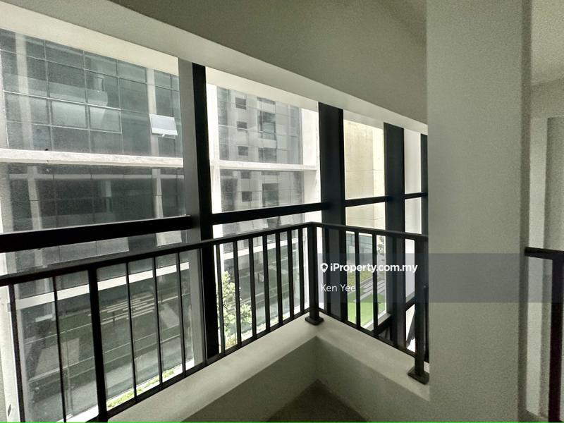 For Rent - Emhub 3 in 1 Warehouse-Retail-Office in KD, PJ, Selangor