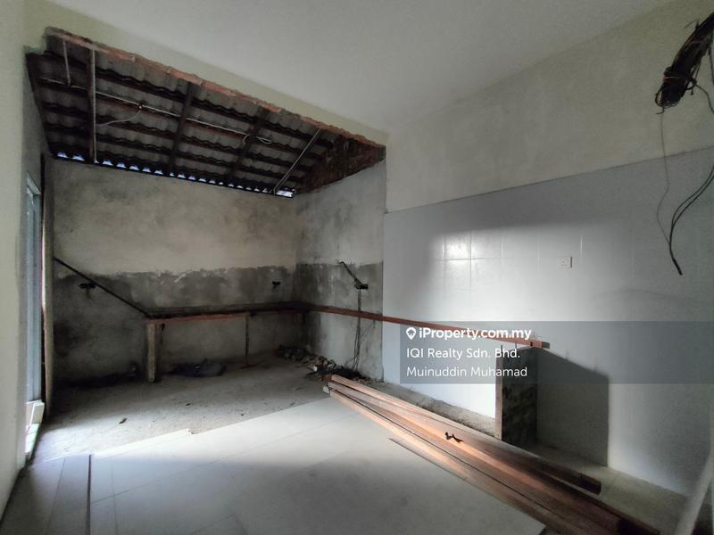 Semi-Detached House for Sale in Taman Sri Bahagia, Teluk Intan by Muinuddin Muhamad - iProperty.com.my