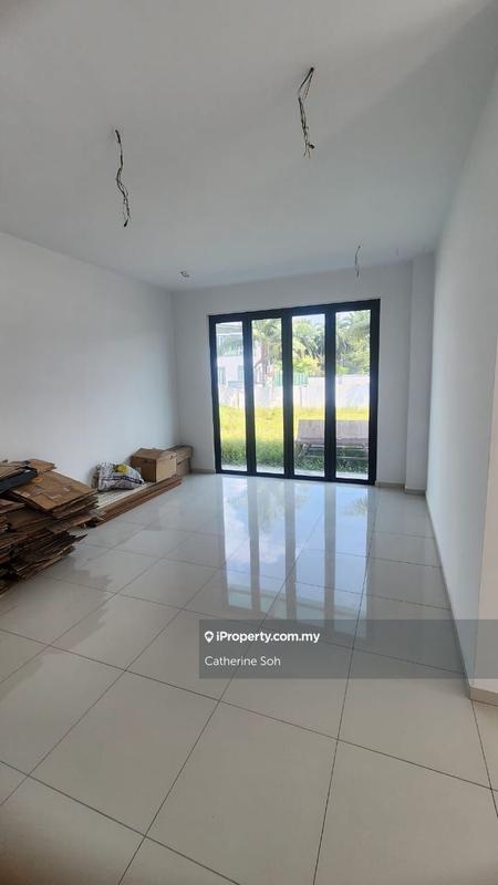 Bungalow House for Sale in Taman Bemban, Bemban by Catherine Soh - iProperty.com.my