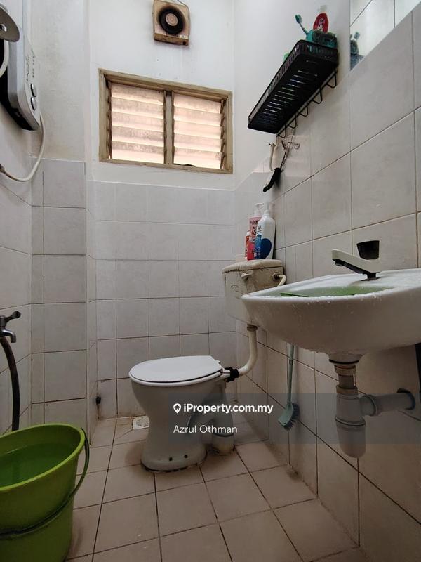 2-storey Terraced House for Sale in Taman Warisan Puteri, Sikamat by Azrul Othman - iProperty.com.my
