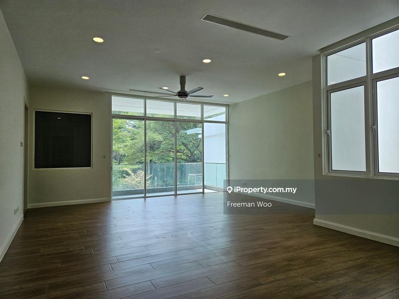 For Sale - Kenny Hills Residence