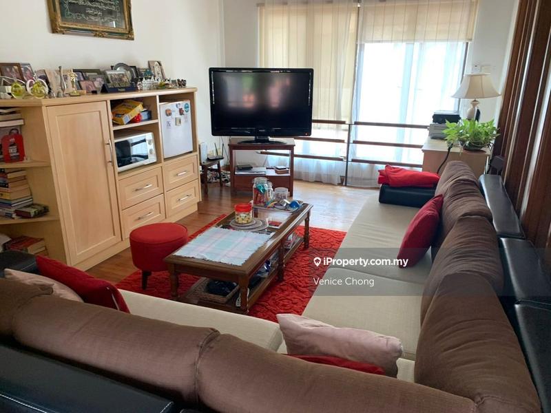 Bungalow House for Sale in Bukit Gita Bayu, Seri Kembangan by Venice Chong - iProperty.com.my