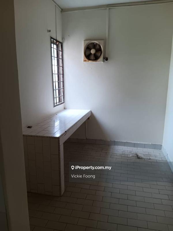 Bungalow House for Sale in Kampung Tunku, Petaling Jaya by Vickie Foong - iProperty.com.my