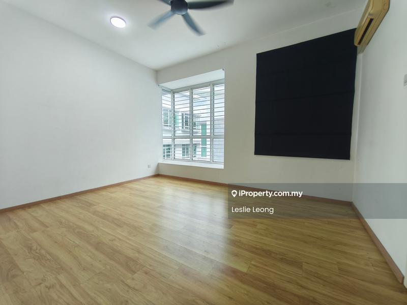 Bungalow House for Sale in Bandar Country Homes, Rawang by Leslie Leong - iProperty.com.my