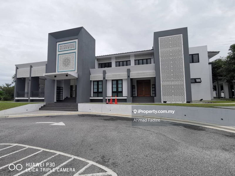 Bungalow House for Sale in Kayangan Heights, Shah Alam by Ahmad Fadlee - iProperty.com.my