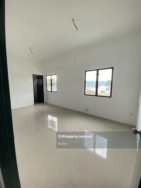 Rumah Berkembar untuk Dijual di Scientex Rawang, Rawang oleh Ka Ee - iProperty.com.my