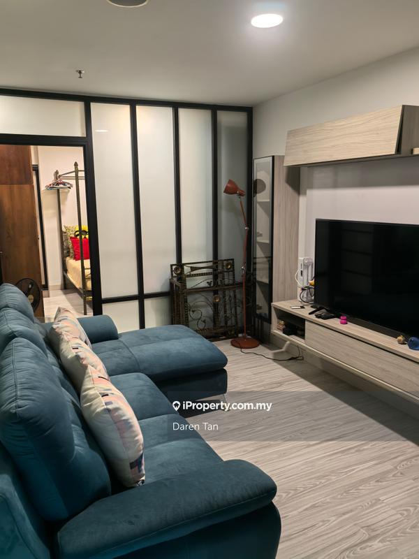 Service Residence for Sale in Flexus Signature by Daren Tan - iProperty.com.my