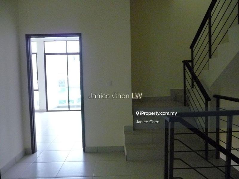 Rumah Berangkai 2.5 Tingkat untuk Disewa di Kinrara Residence, Taman Damai Utama, Puchong, Bandar Kinrara oleh Janice Chen - iProperty.com.my