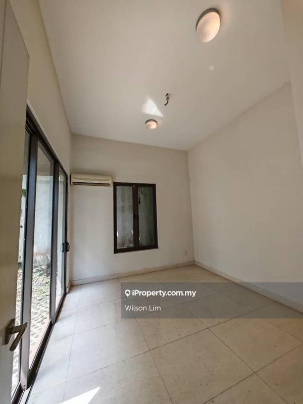 Rumah Berkembar untuk Dijual di Taman Bukit Kuchai, Bandar Kinrara oleh Wilson Lim - iProperty.com.my