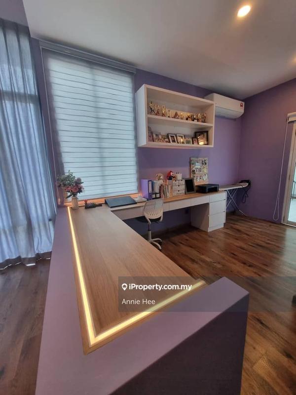 Bungalow House untuk Dijual di Taman Putra Pogun 3 Storey Link Bungalow House, Kota Kinabalu oleh Annie Hee - iProperty.com.my