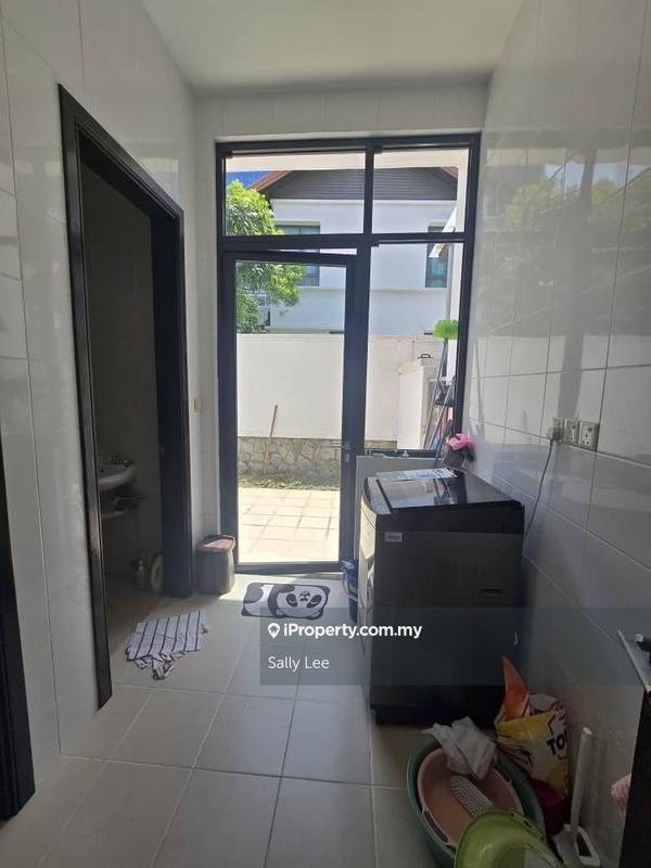 Bungalow House for Sale in Sunway South Quay, Sunway by Sally Lee - iProperty.com.my