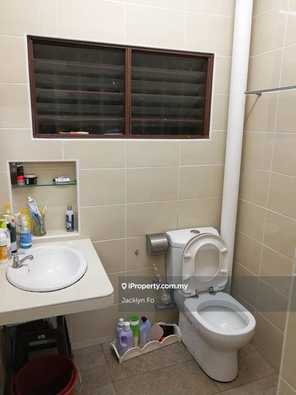 Rumah Teres 3-Tingkat untuk Dijual di Taman Sri Andalas, Klang oleh Jacklyn Fo - iProperty.com.my