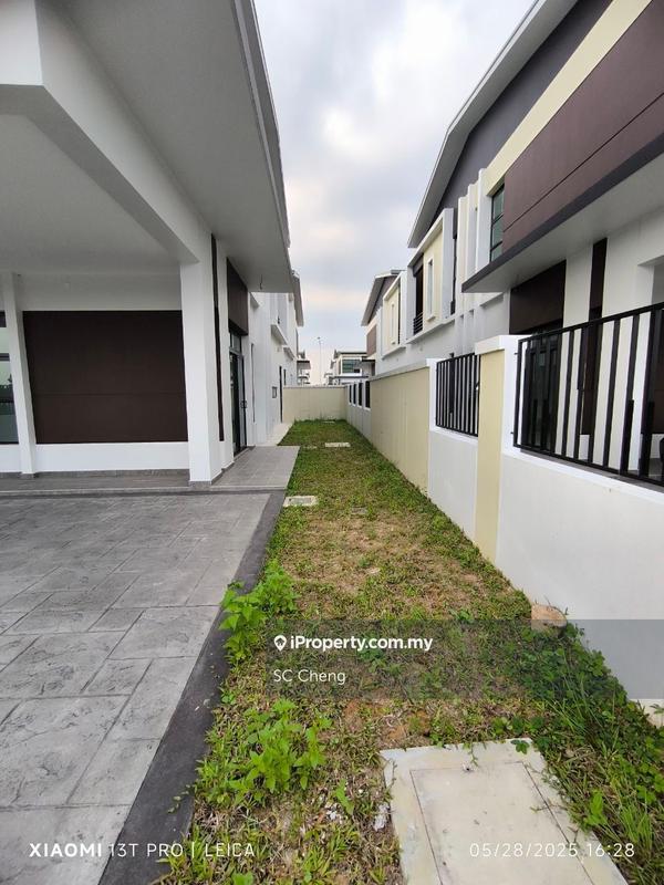Cluster House for Sale in Taman Impian Emas, Skudai by SC Cheng - iProperty.com.my