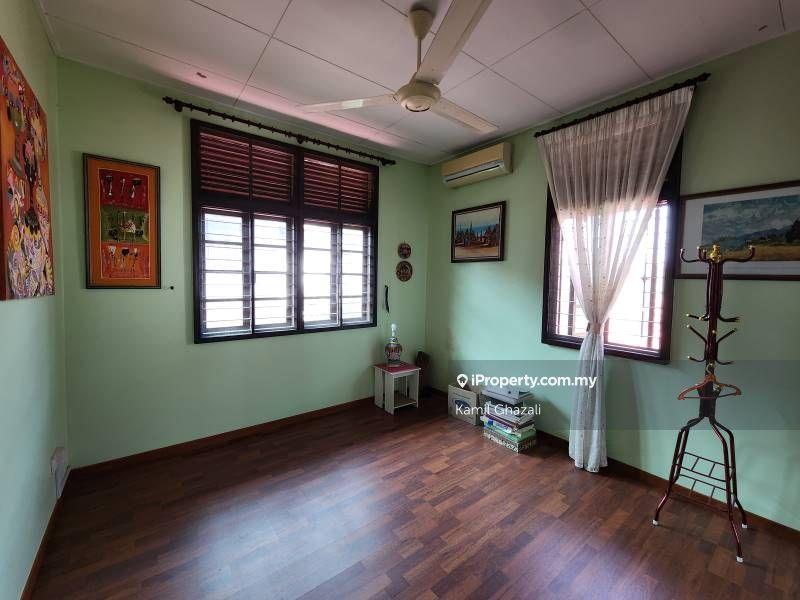 Bungalow House for Sale in RENOVATED Bungalow @ Kota Seriemas, Nilai, Nilai by Kamil Ghazali - iProperty.com.my