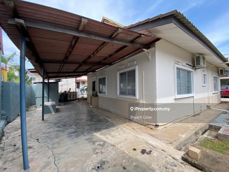 Bungalow House for Sale in Taman Semabok, Melaka City by Bryant Liow - iProperty.com.my